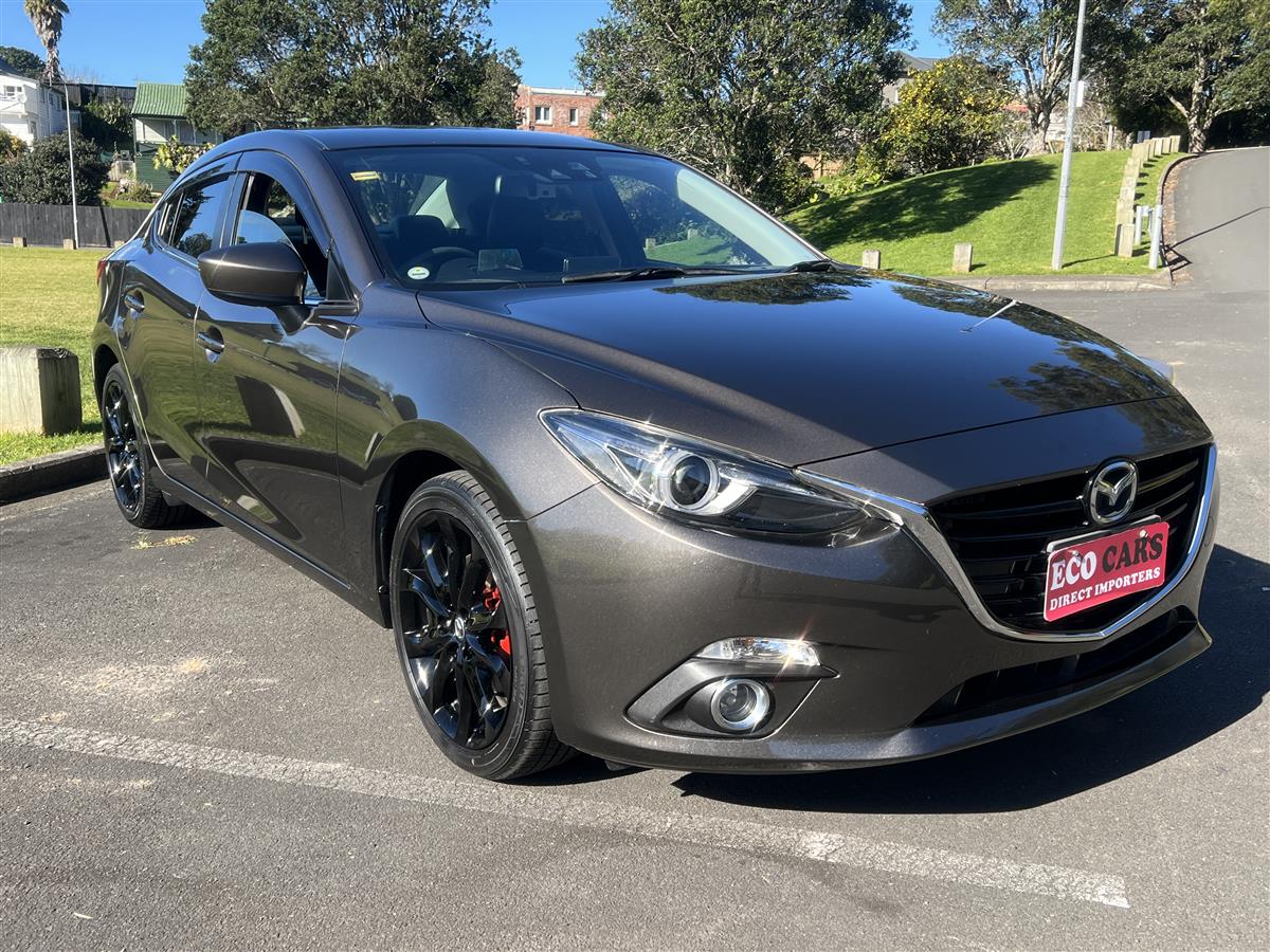2014 Mazda Axela HIGH SPEC HUD LEATHER SEATS Sedan Automatic, Hybrid, 2,000 cc, 53,981 km