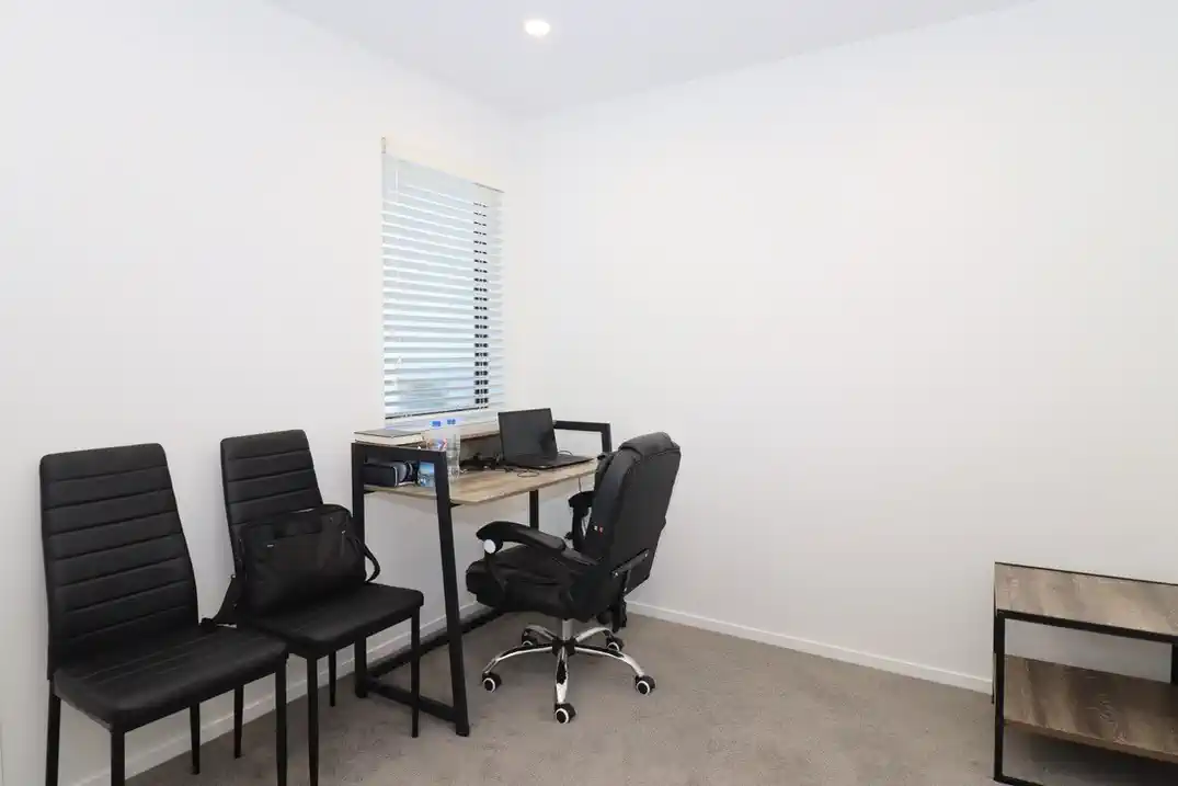 For rent, Fully furnished, 3 beds 2 baths townhouse with car park, Available from 22nd September, 10 Serpent Road, Flat Bush, Auckland