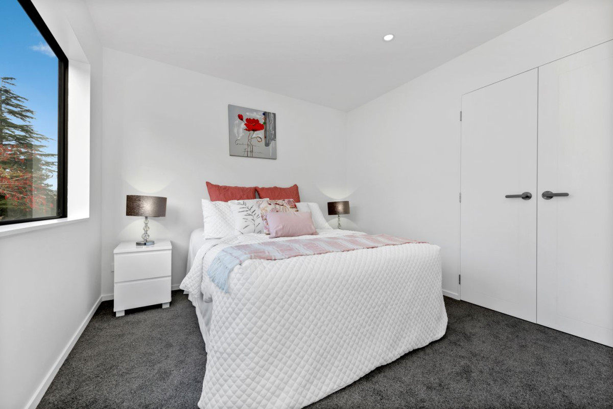 Price Dropped Again, Bring Your Offer, Brandnew freehold 3 beds 2.5 baths duplex home with garage, Next to a peaceful reserve, All conjunctions welcome – higher split offered. Lot 3 27 Red Hill Road, Papakura, Auckland