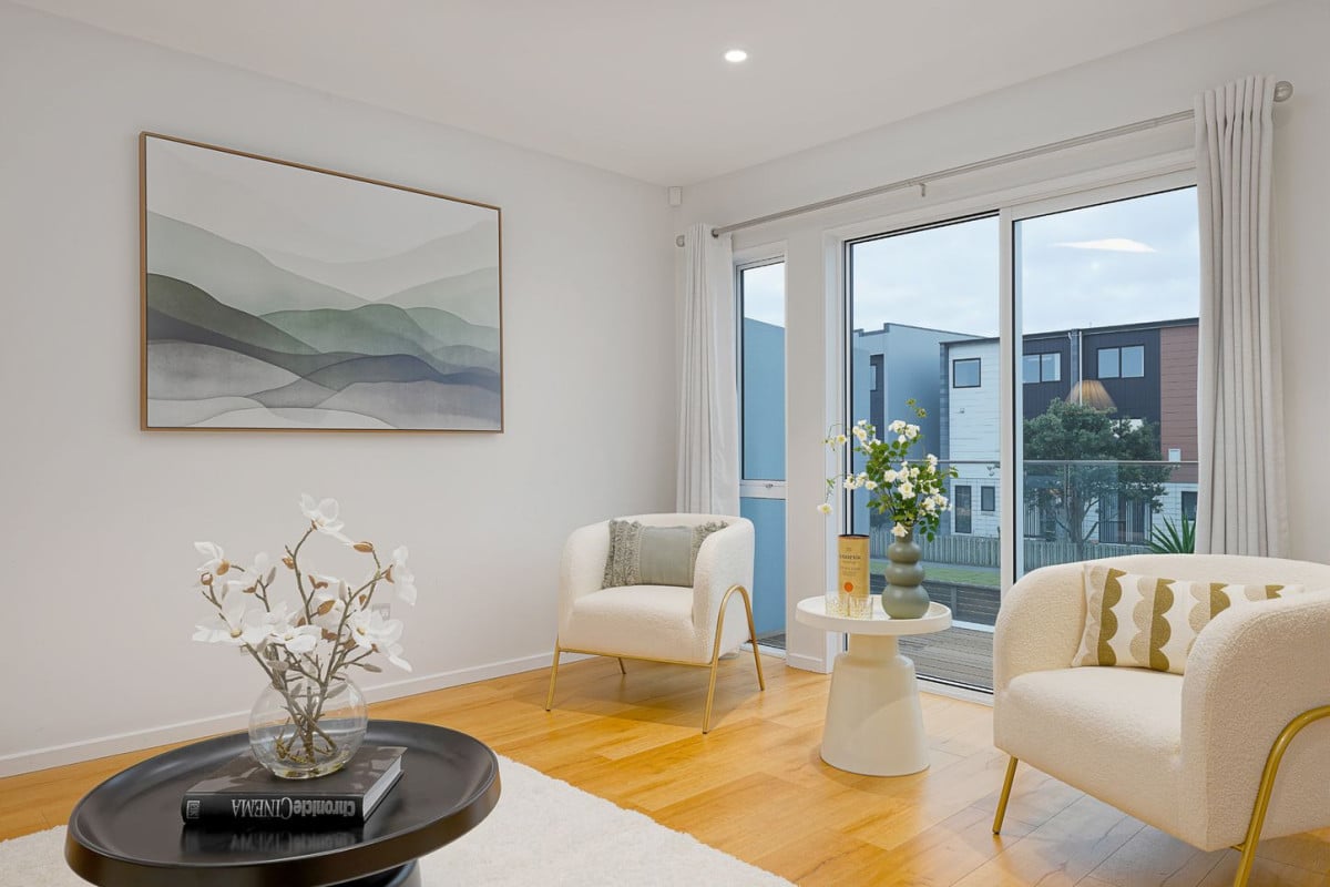4 beds (2 ensuites) 3.5 baths home with garage, 1 ensuite ground floor, 77 Bordeaux Parade, Te Atatu South, Auckland