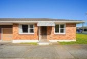 Brick and tile 3 beds 1 bath home with garage, 1/93 Symonds Street, Royal Oak, Auckland