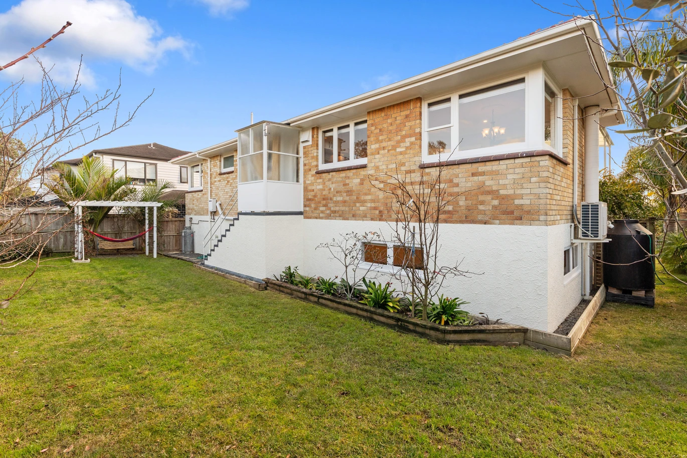 574m2 section, 5 beds 2 baths house with double garage, 19 Kendrick Place Blockhouse Bay, Auckland
