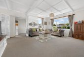 Highly Motivated Vendors, Ignore the CV, 246m2 Brick and tile 5 beds 2 baths house with carport, 55 Athens Road, Onehunga, Auckland