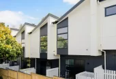 Freehold 2 beds + study 2 baths townhouse, 10B Keate Place, Mt Wellington, Auckland