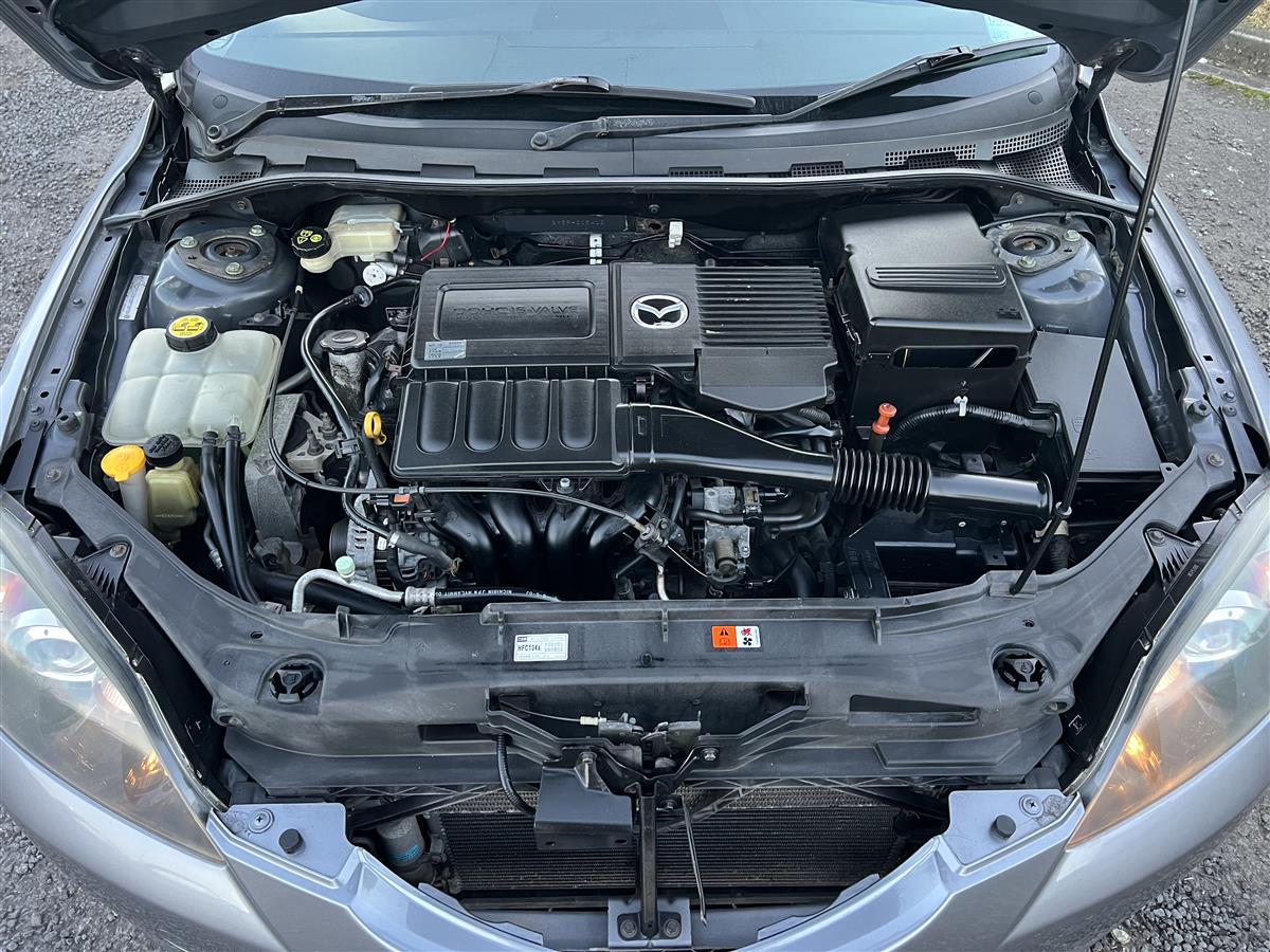 2005 Mazda Axela Hatchback Automatic, 1,490 cc, 185,977 km