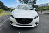 2015 Mazda Axela 20S HYBRID !! HIGH SPEC !! Sedan Automatic, New Import, 2,000 cc, 45,462 km