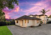 609m2 section, Home and income, Botany Downs Secondary College zone, 6 beds 3 baths house with double garage and 2 beds granny, Originally built by Spaceline Homes (Fletcher Homes), 373 Chapel Road, East Tamaki, Auckland