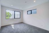 Double Westlake High School Zone, 174m2 4 beds + multi-purpose room 3 baths home with garage, 6/7 Alma Road, Milford, Auckland