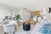 Freehold 5 beds (3 ensuites) 4 baths home with car park, 8/157 Bremner Road, Karaka, Auckland