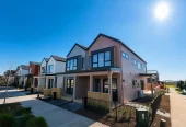 For rent, 2 kitchens, Brandnew 3 beds 2 baths home with car parks, Available NOW, 2 Waimarie Drive, Karaka, Auckland