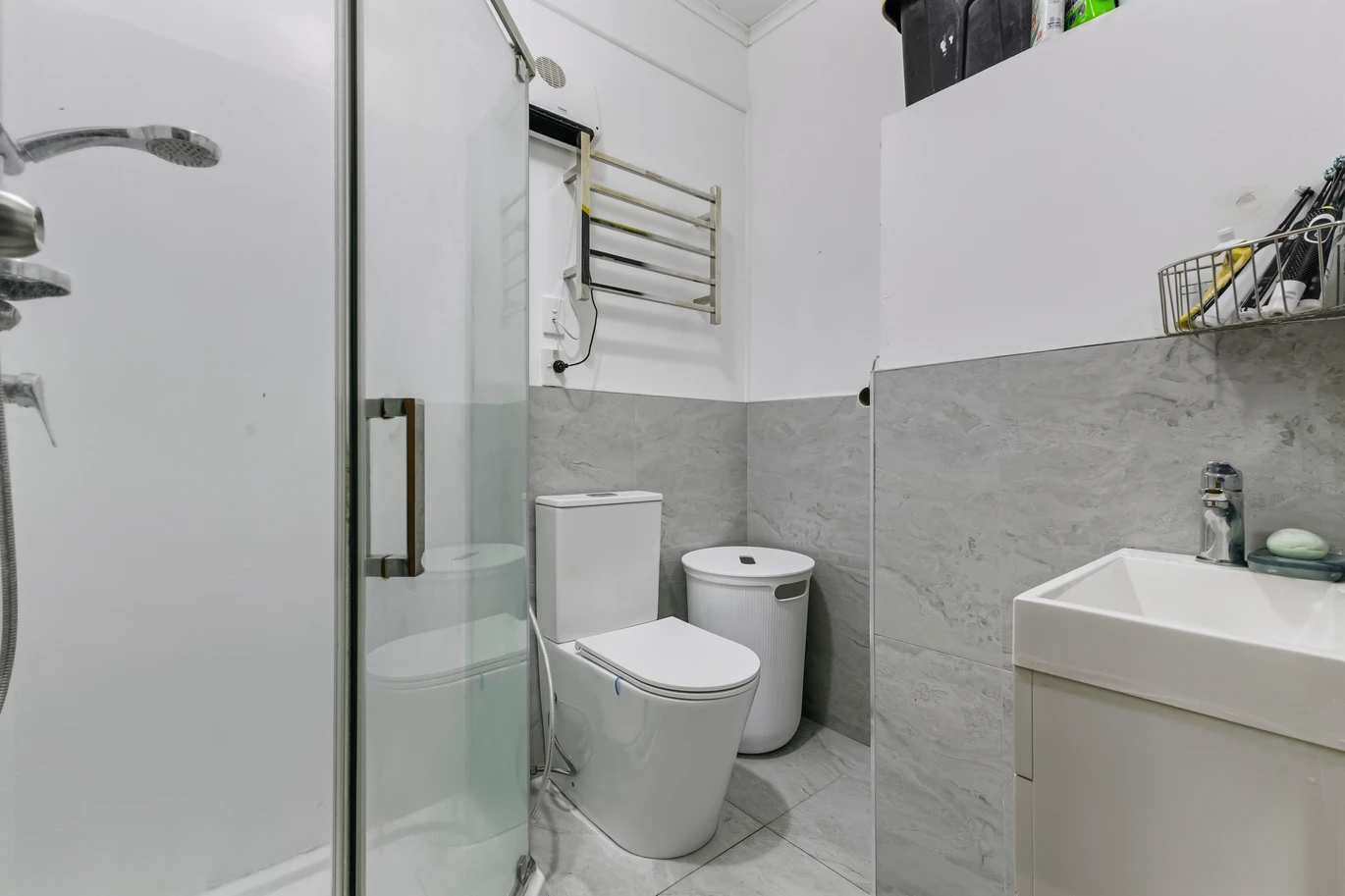 Owners Have Bought – Must Sell, Ignore CV! 3 Bedroom + Study | 1 Bath | 5 Car Parks, 1/5 Allen Avenue Papatoetoe, Auckland