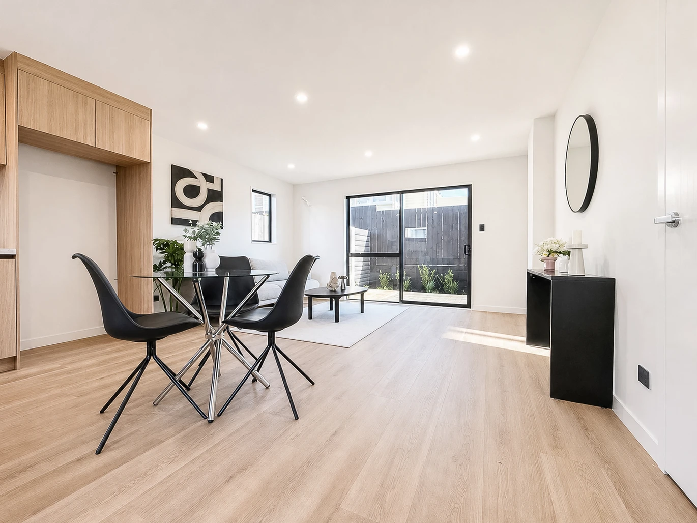 Must Sell, 10-year structural and weathertightness warranty, Brandnew freehold 2 beds + study or kids’ room 1.5 baths home with car park, Lot 2, 16 Geneva Place Blockhouse Bay, Auckland