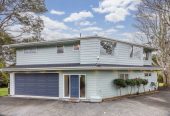 958m2 section, 4 beds + study 2 baths house with double garage, 37 Onedin Place, Titirangi, Auckland
