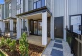 Freehold 5 beds (3 ensuites) 4 baths home with car park, 4/157 Bremner Road, Karaka, Auckland