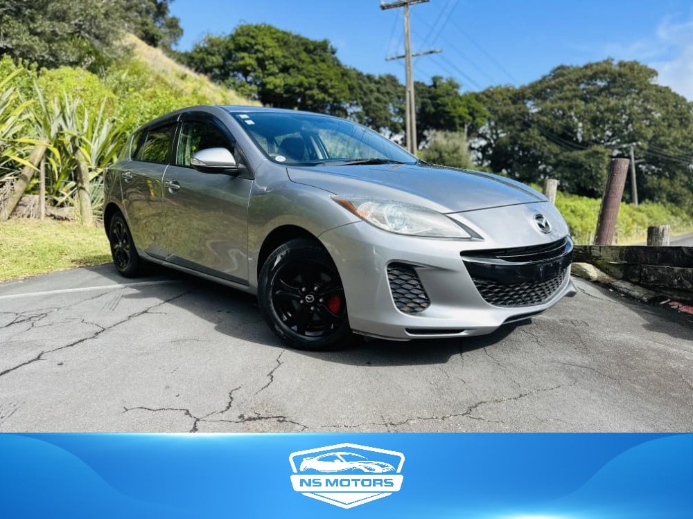 2013 Mazda Axela SPORTS !! SKYACTIVE ENGINE !! Hatchback Tiptronic, New Import, 2,000 cc, 46,350 km