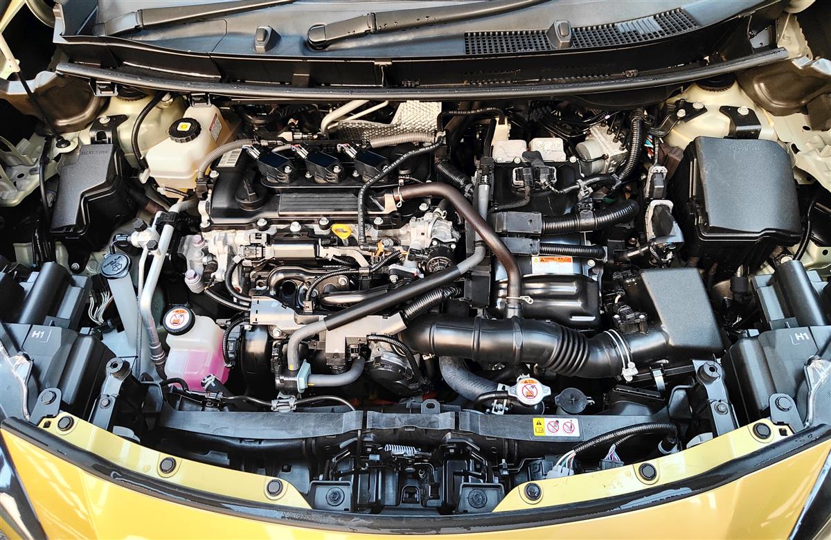 2021 Toyota Yaris Cross HYBRID Z/TOYOTA SAFTY SENSE/GRADE 4 RV/SUV Automatic, New Import, 1,500 cc, 81,355 km