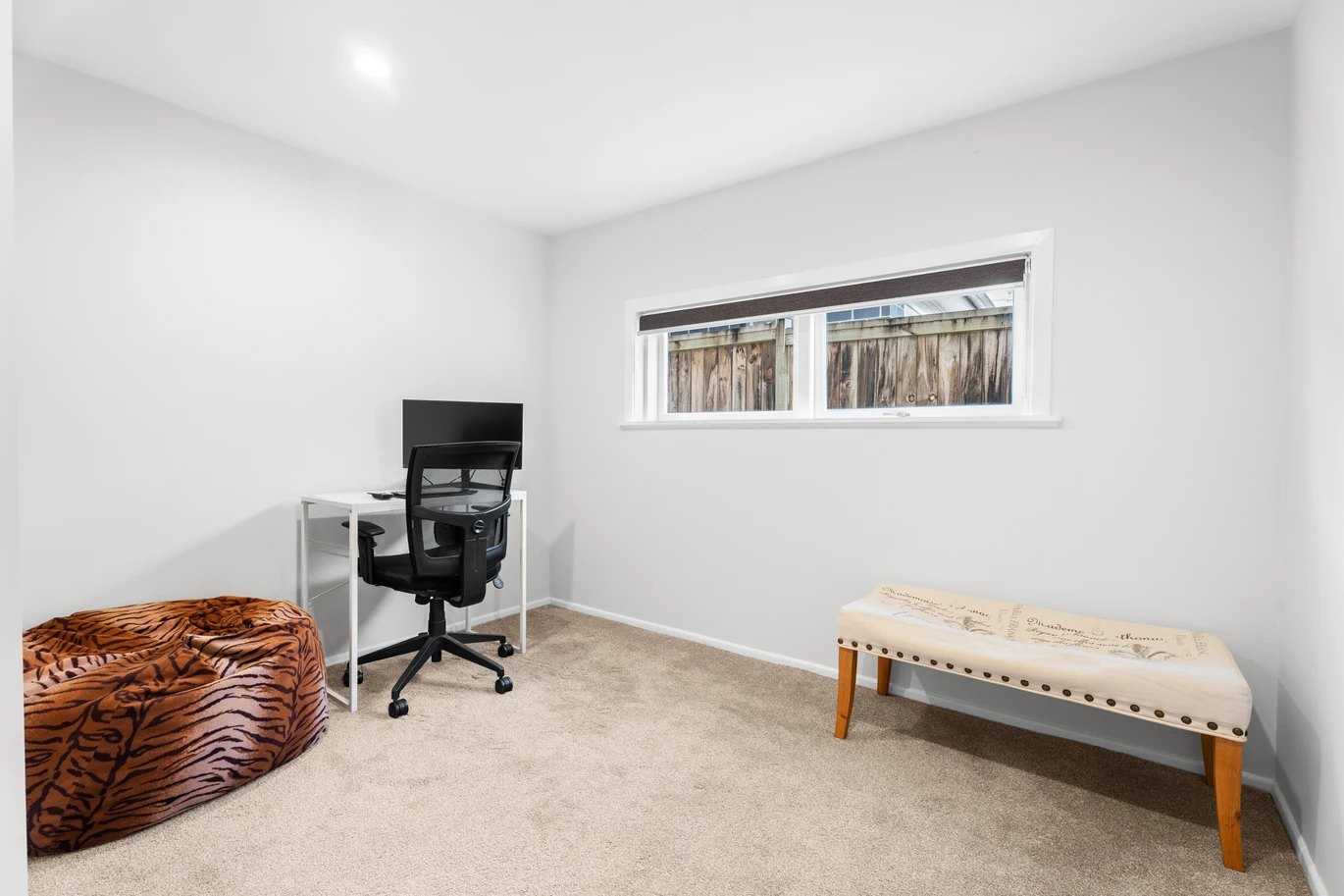 574m2 section, 5 beds 2 baths house with double garage, 19 Kendrick Place Blockhouse Bay, Auckland