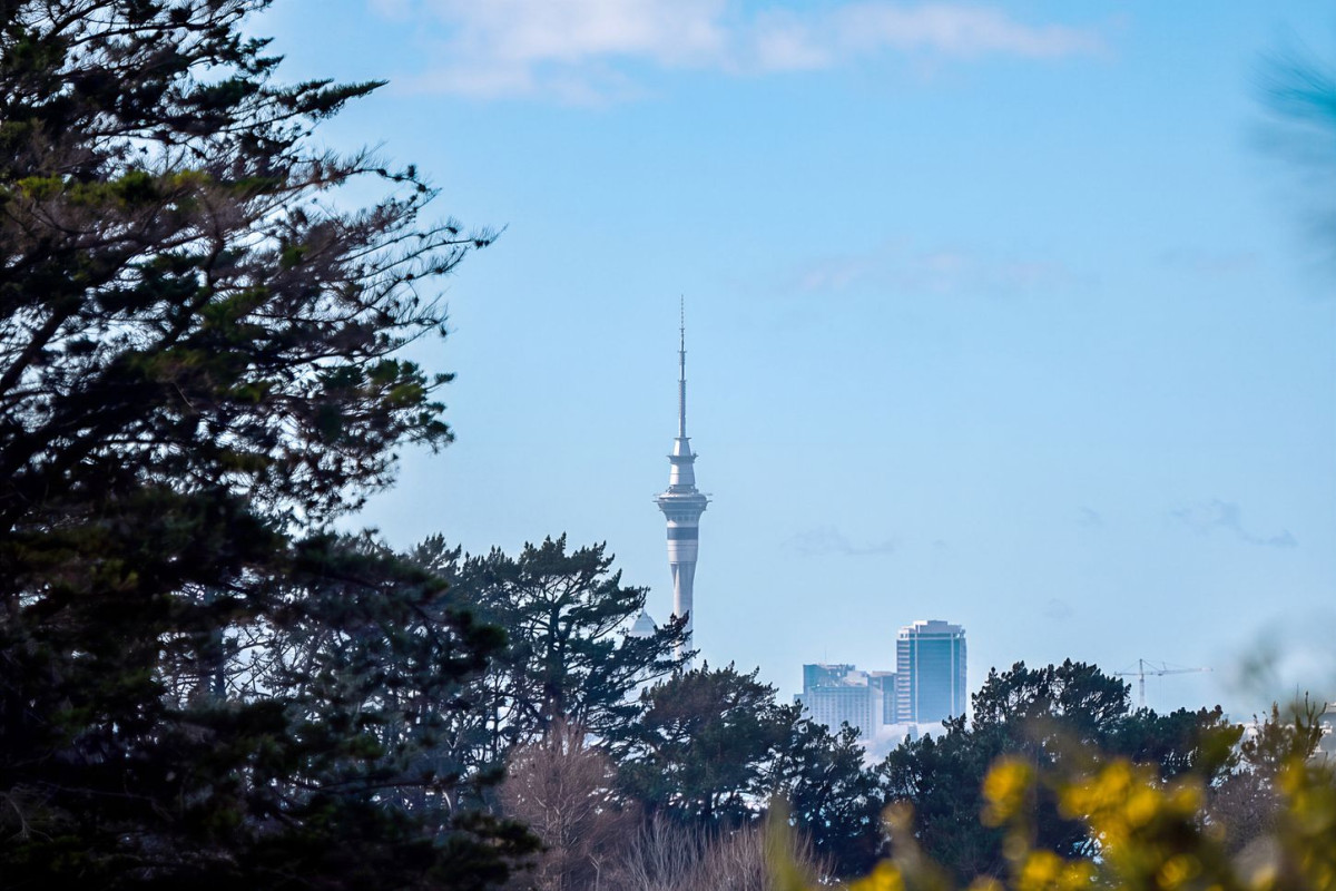 6824m2 Lifestyle section, 3 beds 1 bath house with 4 garage, 116 Chamberlain Road, Massey, Auckland