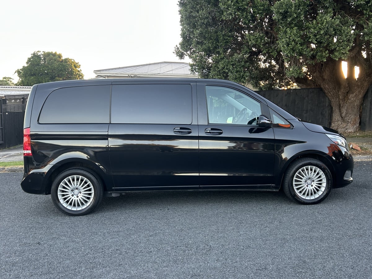 2017 Mercedes-Benz V220D 7-Seater | Luxury Diesel MPV