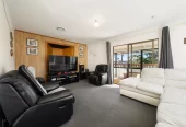 Must Sell, 856m2 section, 4 beds 2 baths house, a double basement garage and a separate double garage. 5 Rotoma Rise Clover Park, Auckland