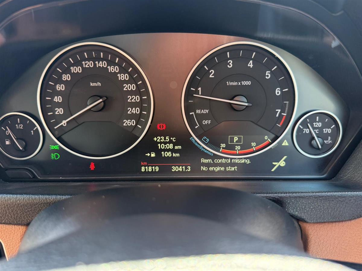 2013 BMW 320i **GT**Leather Seats**Reversing Camera* Sedan Automatic, 1,997 cc, 81,797 km