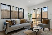 Brandnew 4 beds 3.5 baths home with garage, 5/35 Royton Avenue, Mangere East, Auckland