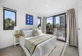 Standalone 4 beds 3 baths home with garage, 4A Cullen Avenue Mount Roskill, Auckland