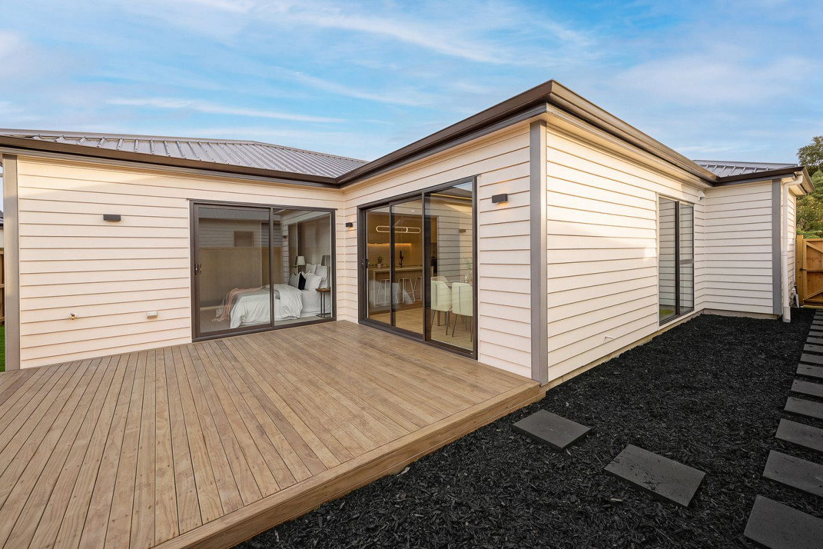 155m2 Brandnew 4 beds 3 baths house with double garage, 8 Furlough Road, Opaheke, Auckland