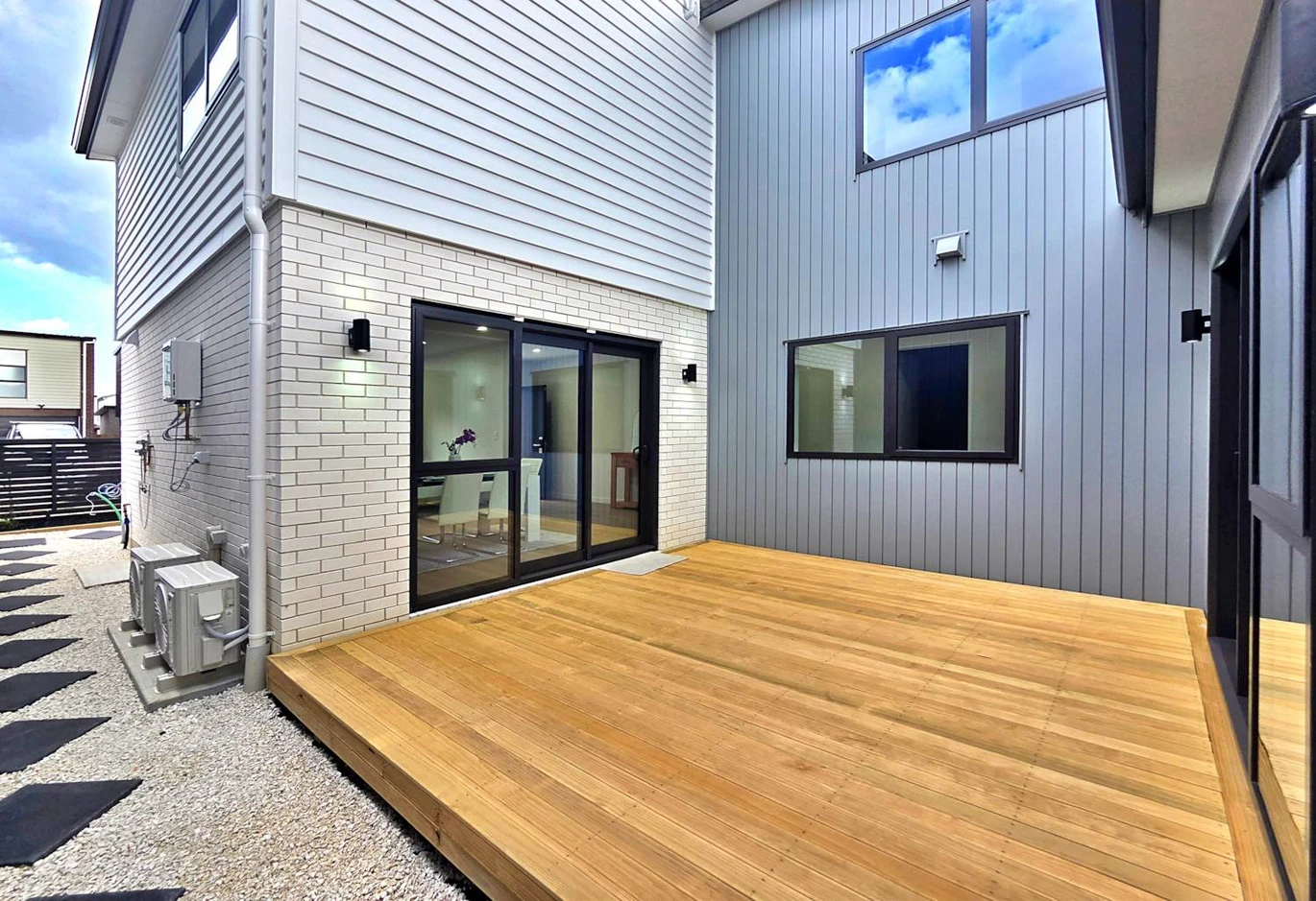 5 Bedrooms | 4.5 Bathrooms | 3 Master Ensuites |1 Downstairs Master Suite | 2 Parking | Brand-New Standalone | Good School zone, 15 Artemis Way Flat Bush, Auckland