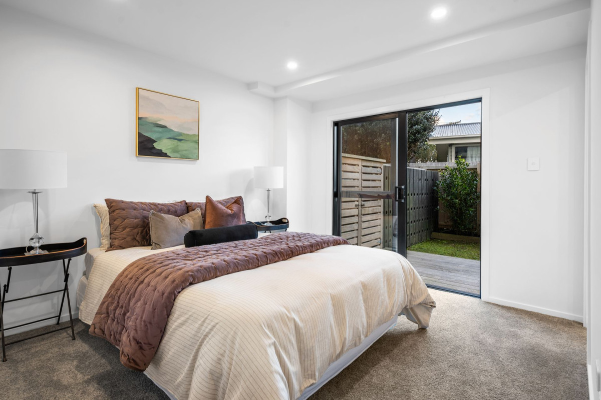 Enquiries Over $1,500,000, 3 beds 3.5 baths home with garage, Freehold title with no body corporate, CCC and titles issued, 12-month maintenance period from settlement, CV: $1,850,000, Individual or bulk purchase options available. 1B Colenso Place Mission Bay, Auckland