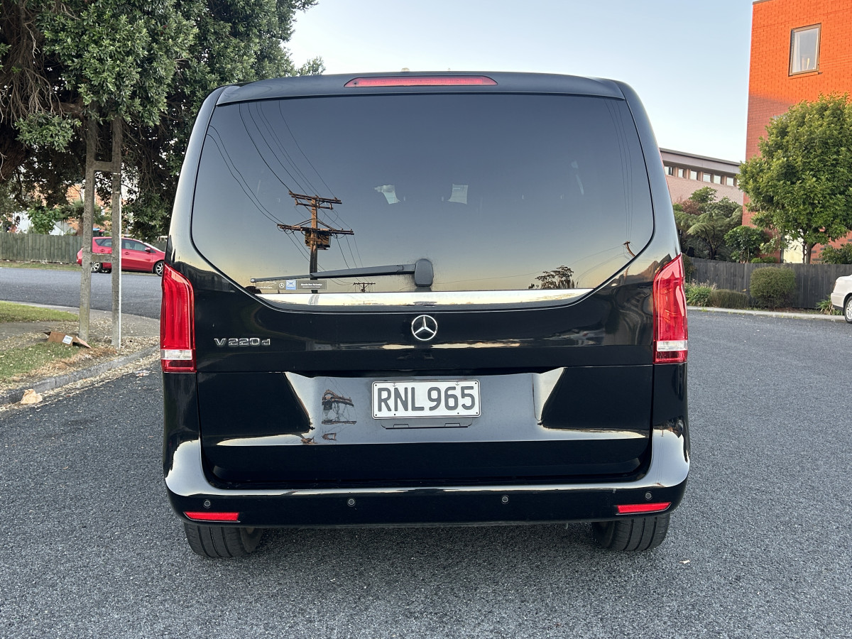 2017 Mercedes-Benz V220D 7-Seater | Luxury Diesel MPV