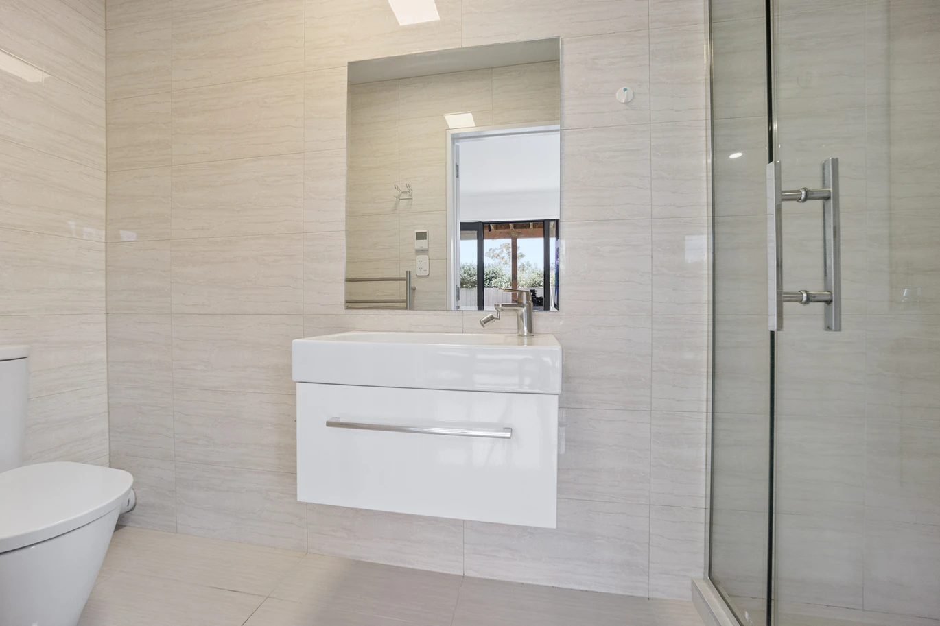493m2 section, 259m2 5 beds 4 baths house with double garage, 5A Rangitane Place Lynfield, Auckland