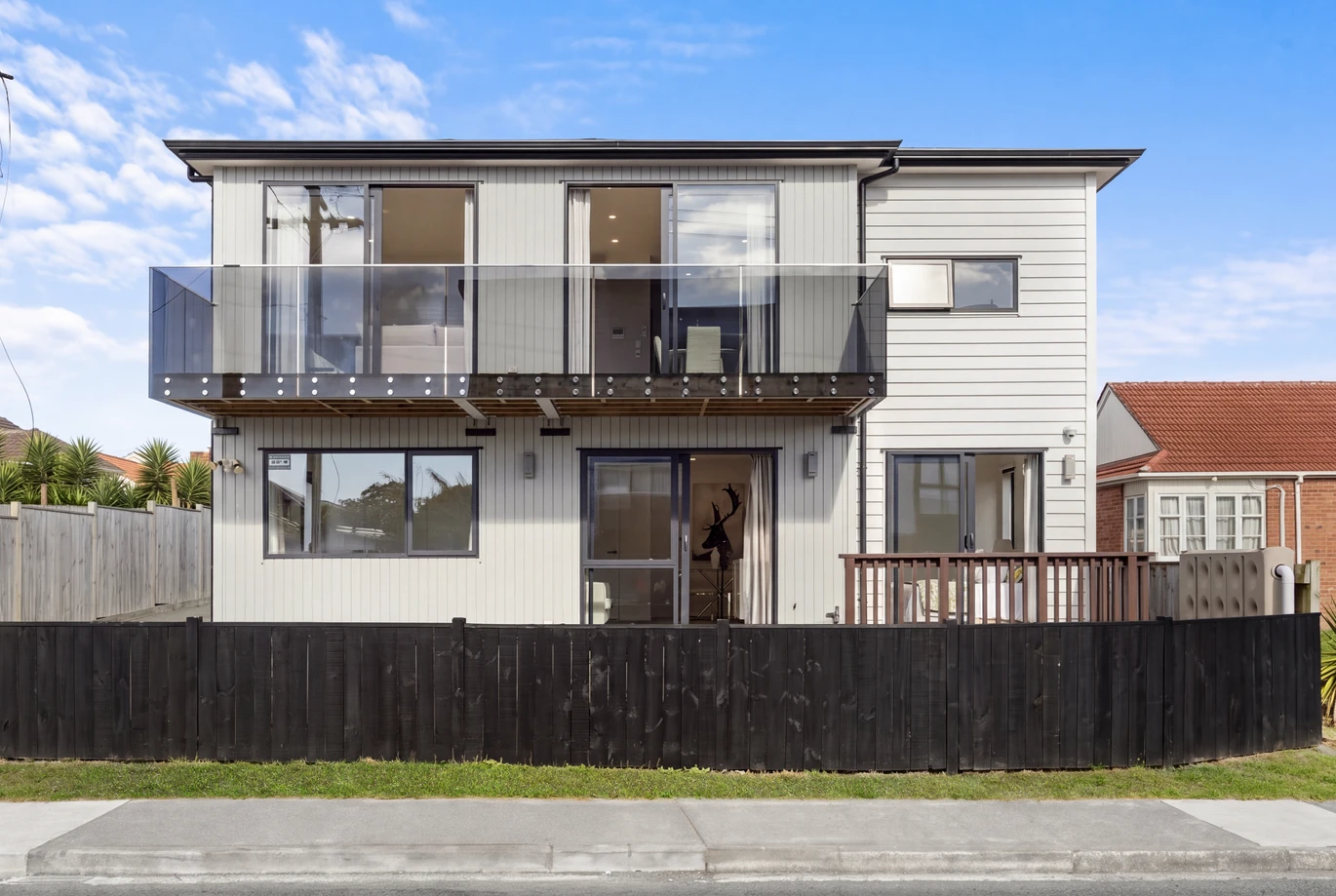 Standalone 4 beds 3 baths home with garage, 4A Cullen Avenue Mount Roskill, Auckland