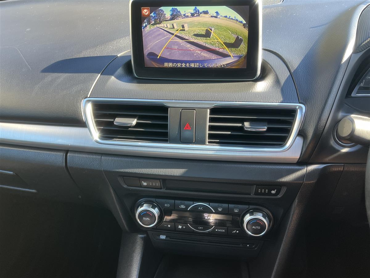 2014 Mazda Axela HIGH SPEC HUD LEATHER SEATS Sedan Automatic, Hybrid, 2,000 cc, 53,981 km