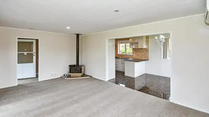 For rent, 4 beds 2.5 baths house with carport, (Upstairs 3 beds 1.5 baths gas stove kitchen, dining and living areas, Downstairs a rumpus, a kitchenette, 1 bedroom, 1 bathroom and toilet.), Available from 20th August, 16a Mclean Avenue, Papatoetoe,, Auckland
