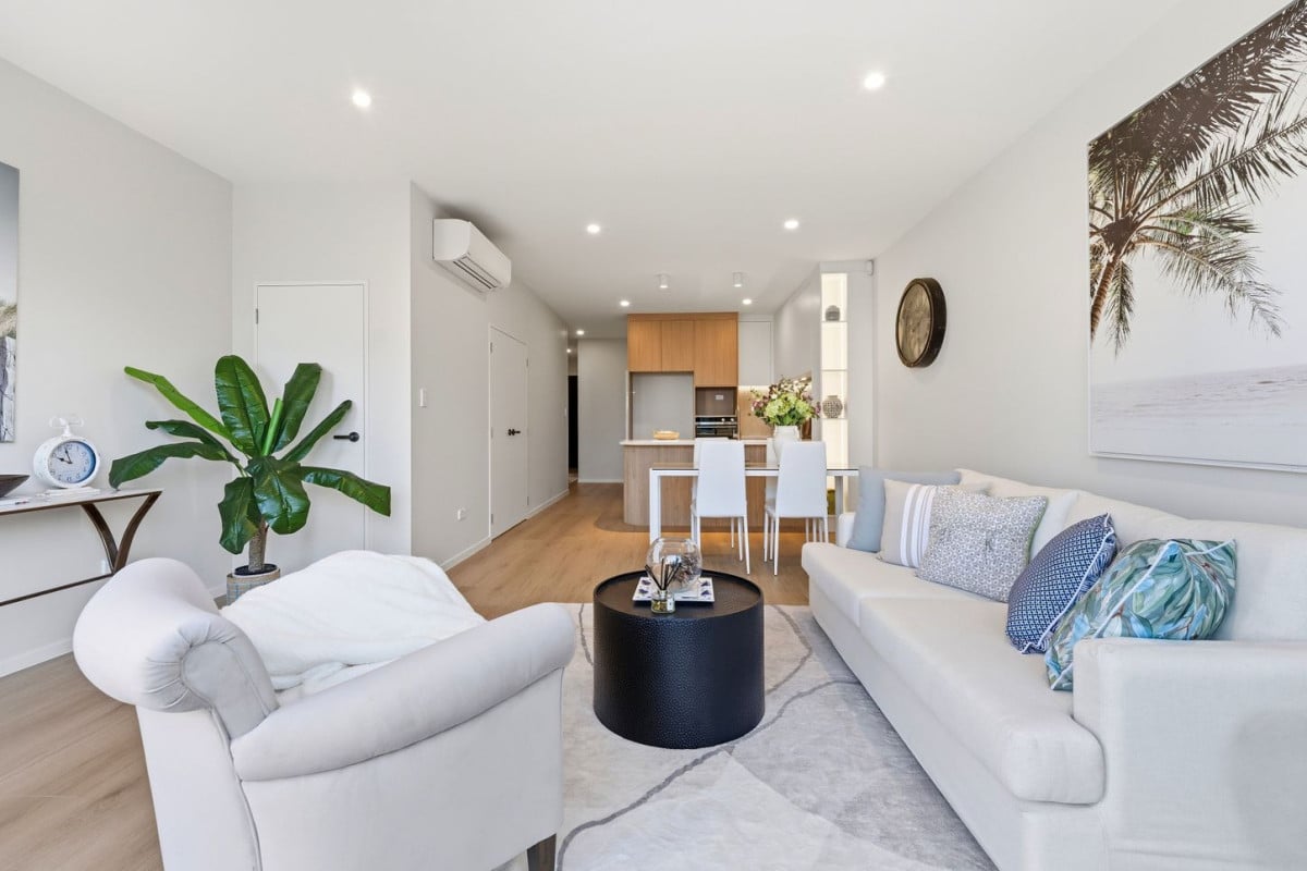 Freehold 5 beds (3 ensuites) 4 baths home with car park, 8/157 Bremner Road, Karaka, Auckland
