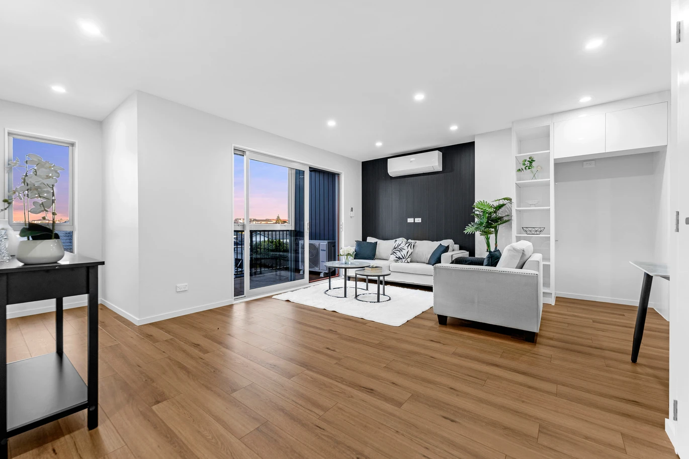 Enquiries over $750,000, Brandnew 3 beds + Large study 2.5 baths home with carport, move-in ready, Lot 4/8 Reeves Avenue Papatoetoe, Auckland