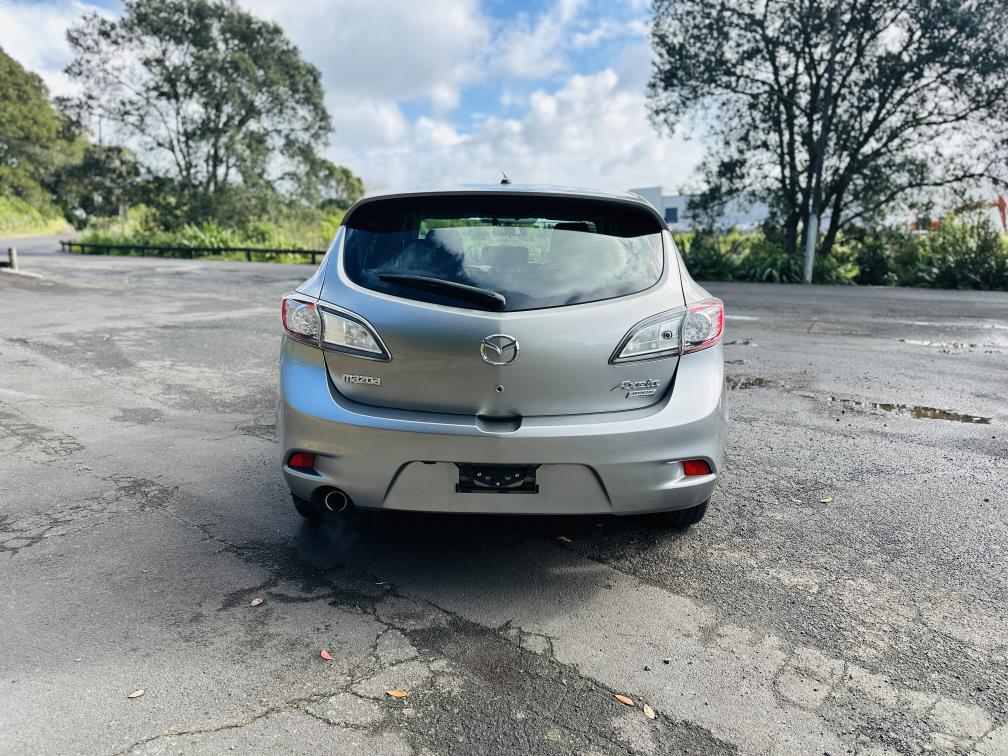 2013 Mazda Axela SPORTS !! SKYACTIVE ENGINE !! Hatchback Tiptronic, New Import, 2,000 cc, 46,350 km