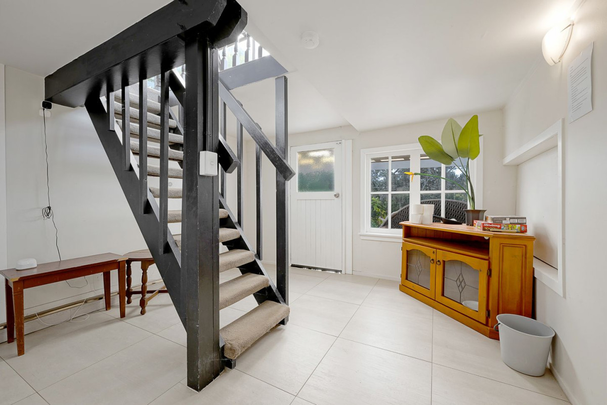 1255m2 section, 6 beds 2 baths house with carport and 3 beds granny downstairs, 35 Nile Road, Kelston, Auckland