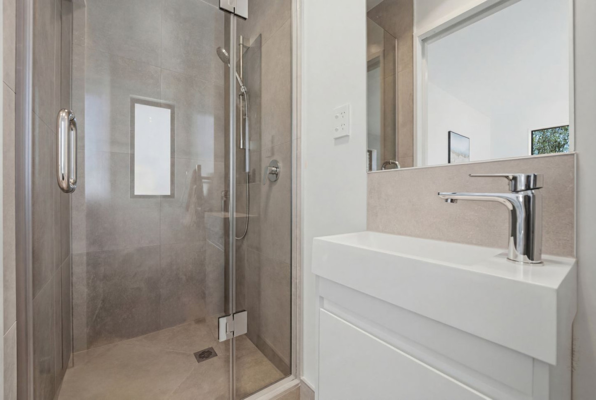 Brandnew 2 beds (2 ensuites) 2.5 baths home with car park, Lot 6/3 Gill Avenue, Te Atatu Peninsula, Auckland