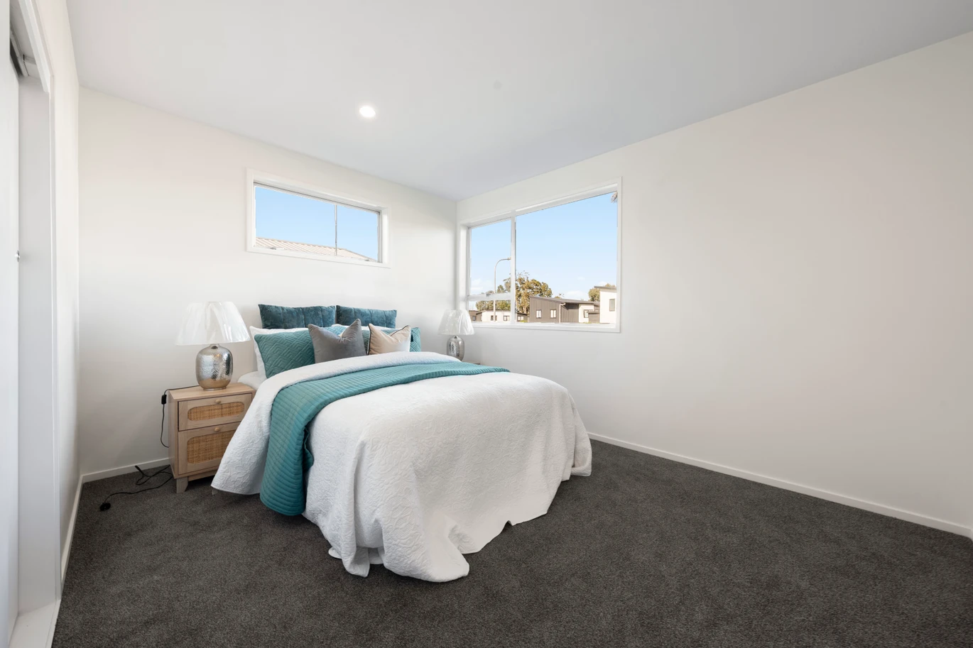 607m2 section, Renovated 3 beds 1 bath house, a large double garage includes an extension with a utility room, 5 Bedlington Avenue Manurewa, Auckland