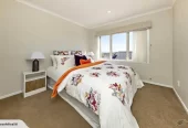 Standalone 4 beds + Large office room 2.5 baths house with garage, zoned for Chapel Downs School (Primary), Ormiston Junior College, Ormiston Senior College, 58 Arrowsmith Drive, Flat Bush, Auckland