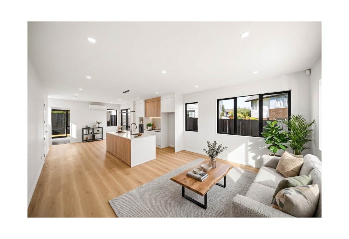 Brandnew standalone 4 beds + study 3.5 baths home, Single internal-access garage with EV charger, 0.5 km to Glen Innes School, Lot 5/10 Radcliffe Street, Glen Innes, Auckland