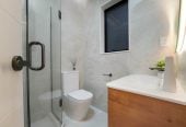 2 kitchens, Brandnew 5 beds 3 baths house with double garage and 1 bed granny, 0.8 km to Opaheke School, 175 Otuwairoa Esplanade, Opaheke, Auckland