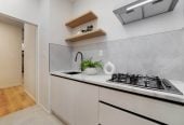 2 kitchens, Brandnew 5 beds 3 baths house with double garage and 1 bed granny, 0.8 km to Opaheke School, 175 Otuwairoa Esplanade, Opaheke, Auckland