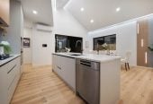 2 kitchens, Brandnew 5 beds 3 baths house with double garage and 1 bed granny, 0.8 km to Opaheke School, 175 Otuwairoa Esplanade, Opaheke, Auckland