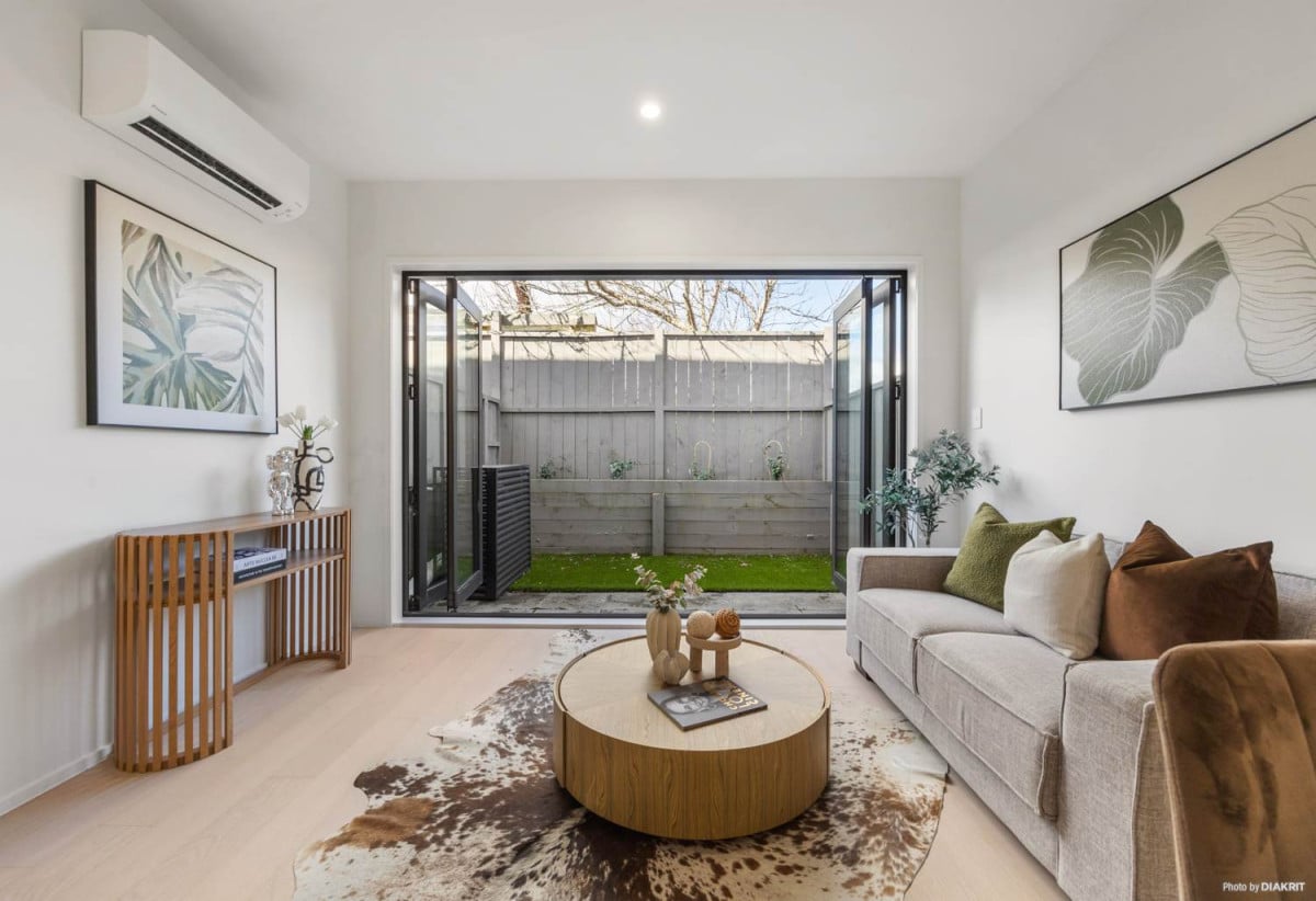 Mt Albert Grammar School zone, Brandnew 2 beds (2 ensuites) 2.5 baths townhouse with garage, 66/124 Taylors Road, Mt Albert, Auckland