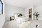 2 kitchens, Brandnew 6 beds 4.5 baths house with double garage and 2 beds granny, 0.5 km to Greenhithe School, 2 Antler Lane, Greenhithe, Auckland