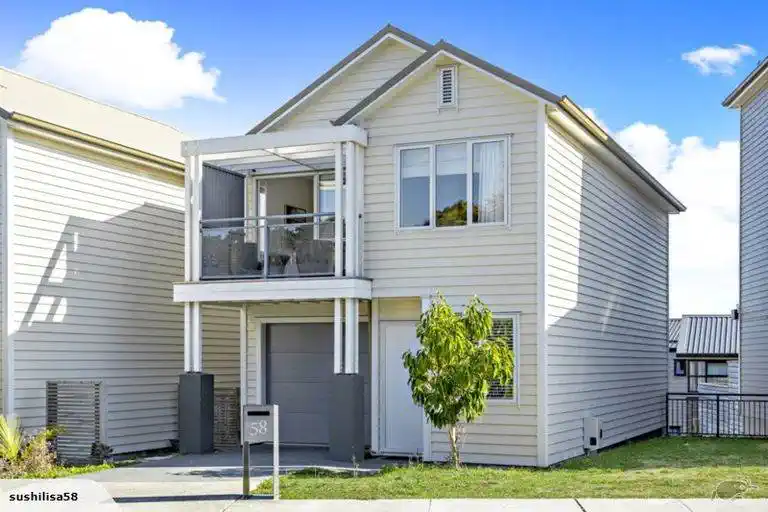 Standalone 4 beds + Large office room 2.5 baths house with garage, zoned for Chapel Downs School (Primary), Ormiston Junior College, Ormiston Senior College, 58 Arrowsmith Drive, Flat Bush, Auckland