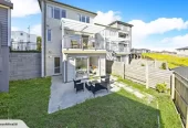 Standalone 4 beds + Large office room 2.5 baths house with garage, zoned for Chapel Downs School (Primary), Ormiston Junior College, Ormiston Senior College, 58 Arrowsmith Drive, Flat Bush, Auckland
